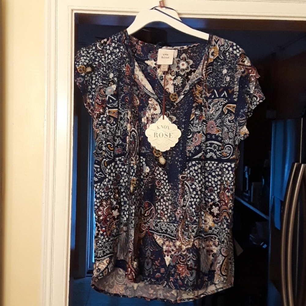 Women's Know Rose Print Short Sleeve Blouse